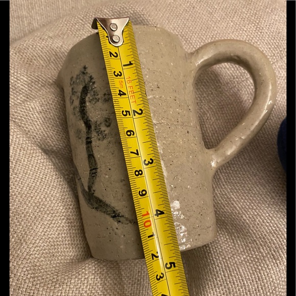 vintage Mug pottery hand made,very good condition Condition, very heavy - Picture 7 of 9
